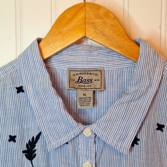 GH Bass & Co Shirt Womens Size XL Button Up Blue Striped Embroidered Flowers - Picture 3 of 8